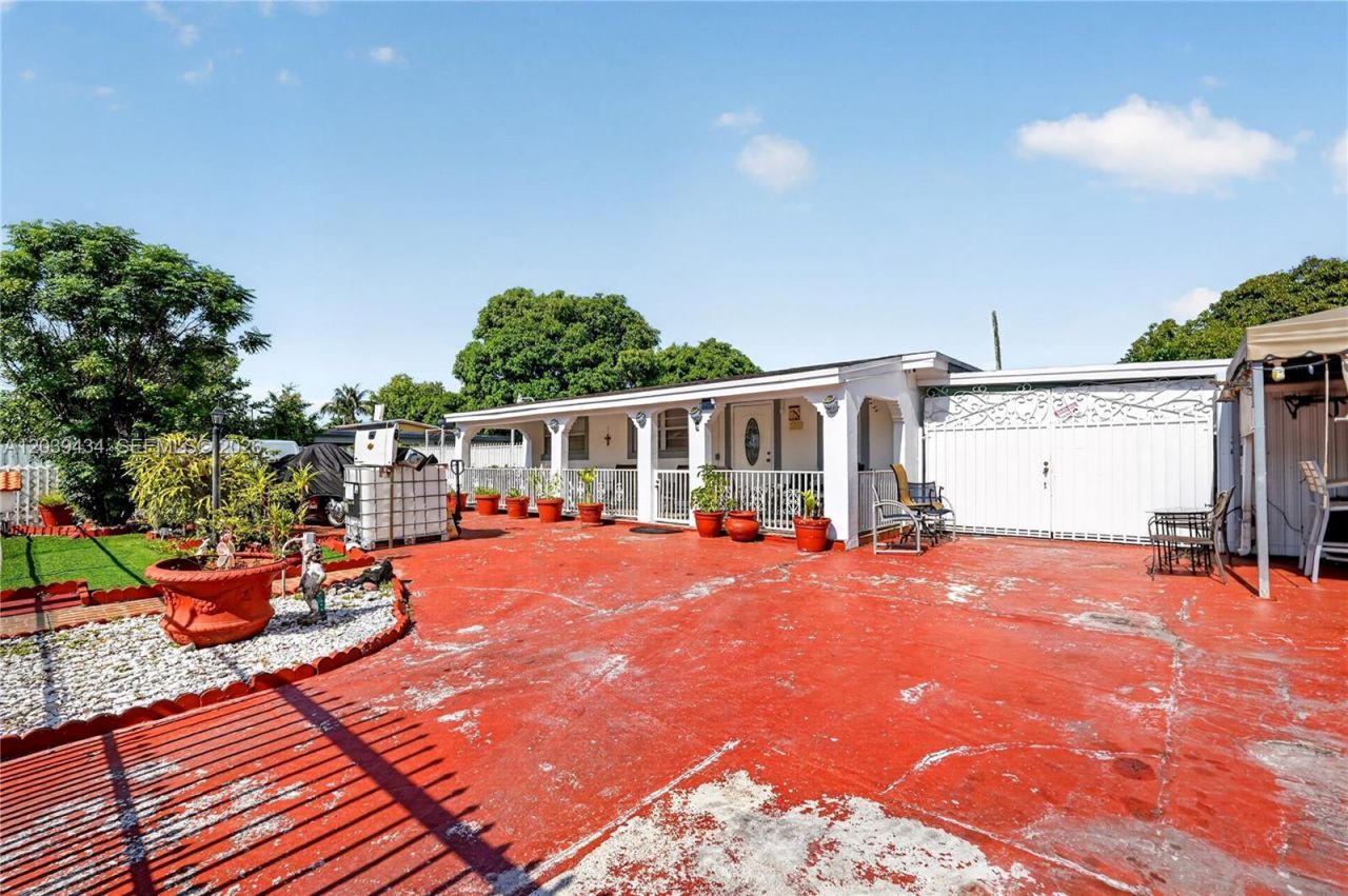 Please Call For Address, Miami, FL 33147 Photo