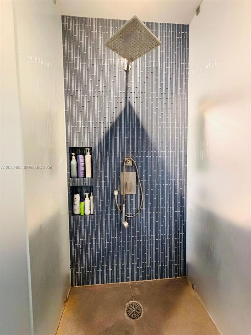 21025 NE 38th , Unit 81, Aventura, FL 33180 Photo