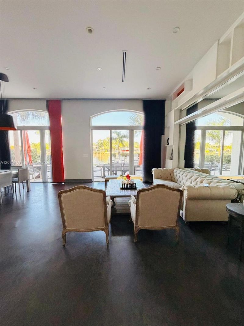 21025 NE 38th , Unit 81, Aventura, FL 33180 Photo