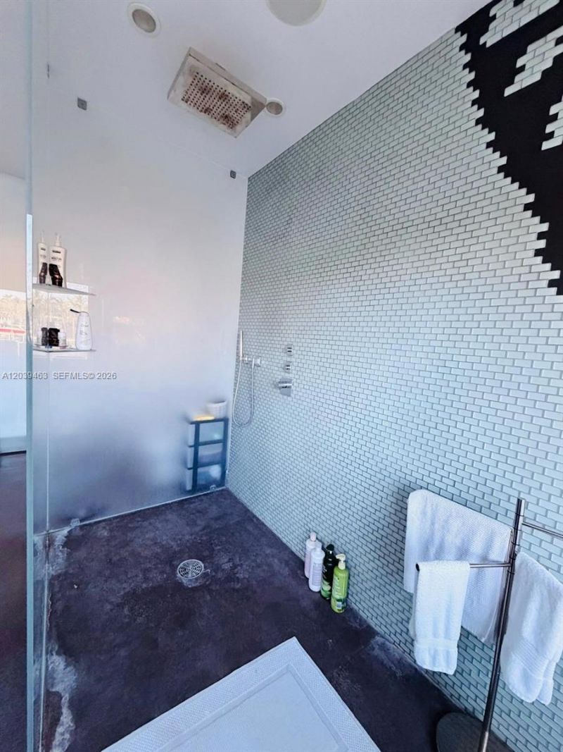 21025 NE 38th , Unit 81, Aventura, FL 33180 Photo