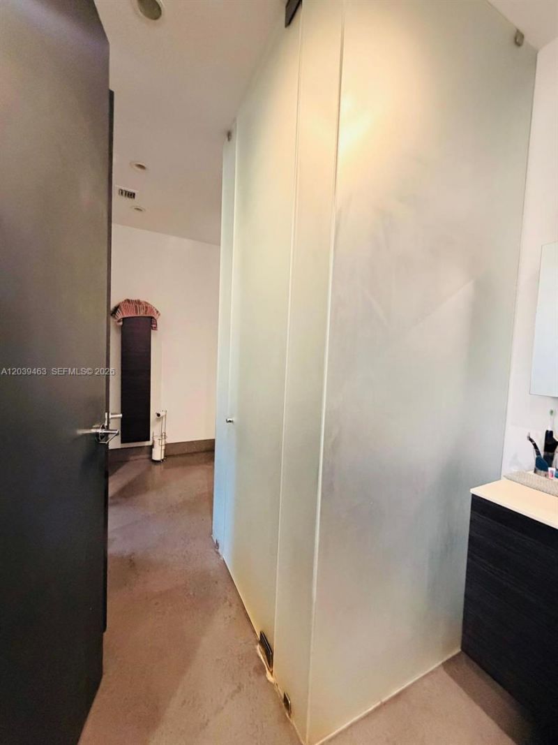 21025 NE 38th , Unit 81, Aventura, FL 33180 Photo