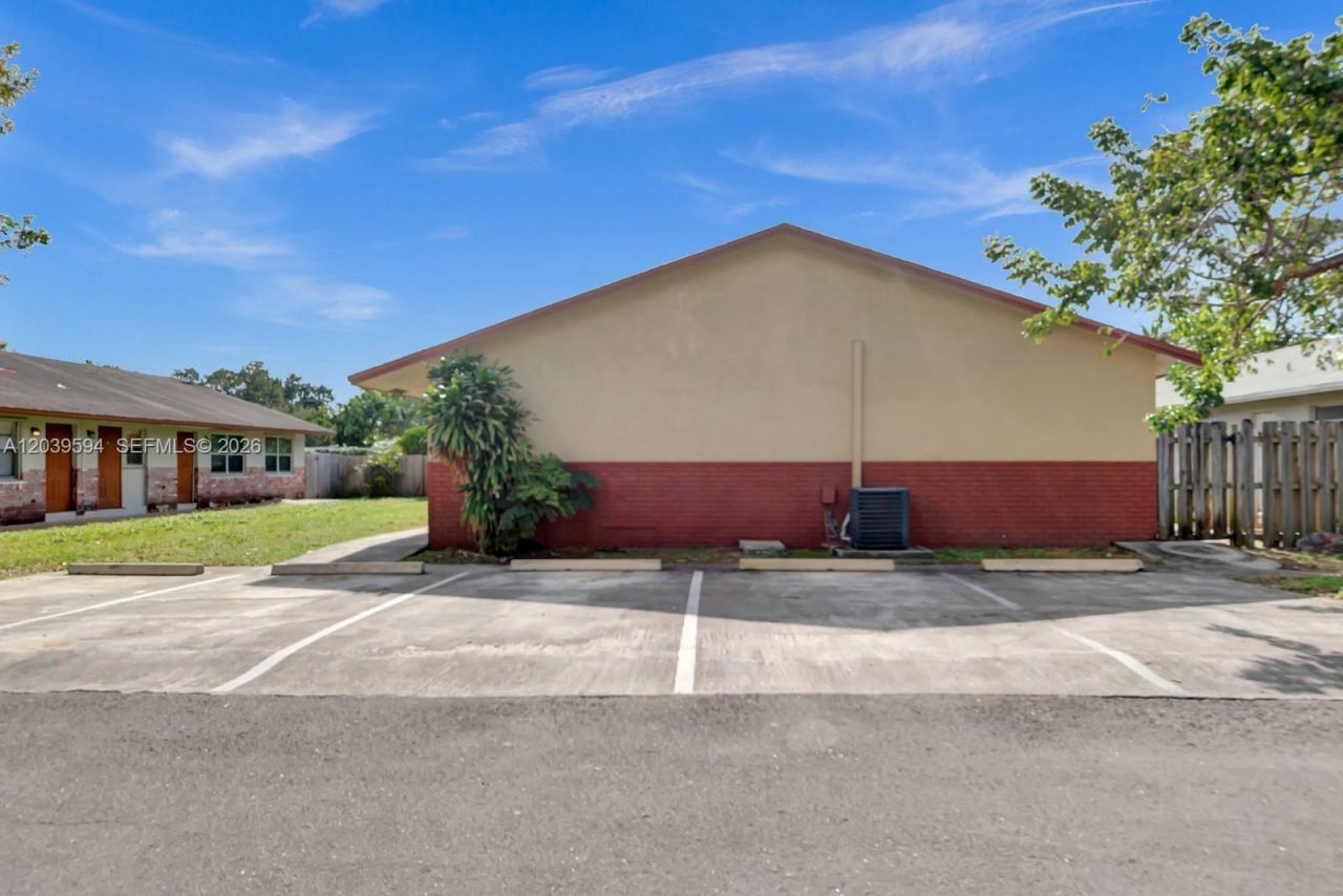 2610 Riverland Dr, Unit A, Fort Lauderdale, FL 33312 Photo