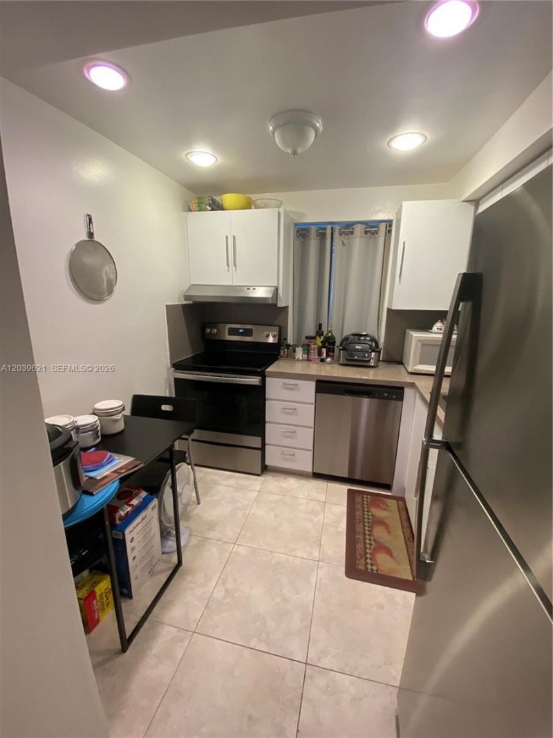 200 177th Dr , Unit 216, Sunny Isles Beach, FL 33160 Photo