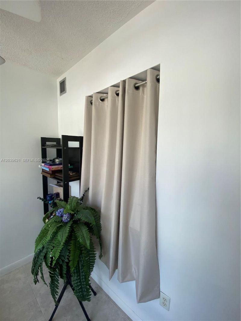 200 177th Dr , Unit 216, Sunny Isles Beach, FL 33160 Photo