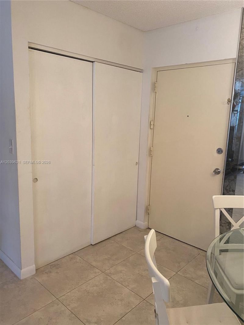 200 177th Dr , Unit 216, Sunny Isles Beach, FL 33160 Photo