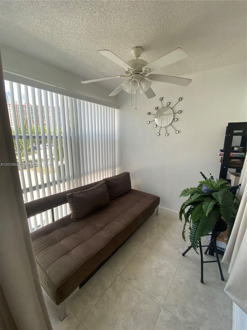 200 177th Dr , Unit 216, Sunny Isles Beach, FL 33160 Photo
