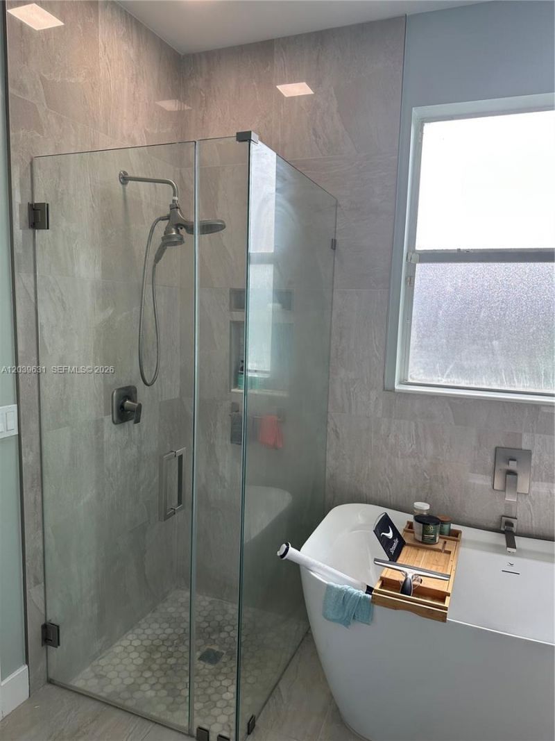 1579 SW 105th Ave , Pembroke Pines, FL 33025 Photo