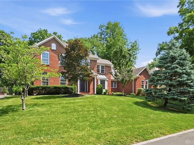 1037 Thicket Walk, Washington Township, OH 45429 Photo 2