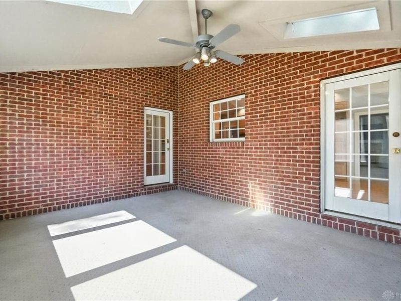 1037 Thicket Walk, Washington Township, OH 45429 Photo 70