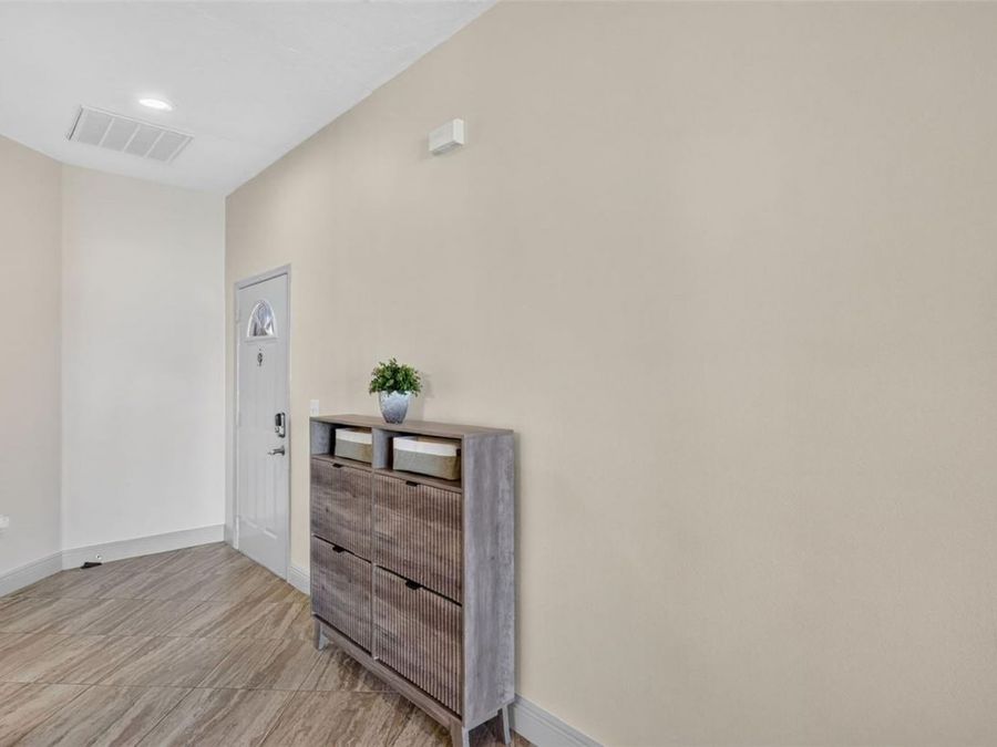 Property Image 73
