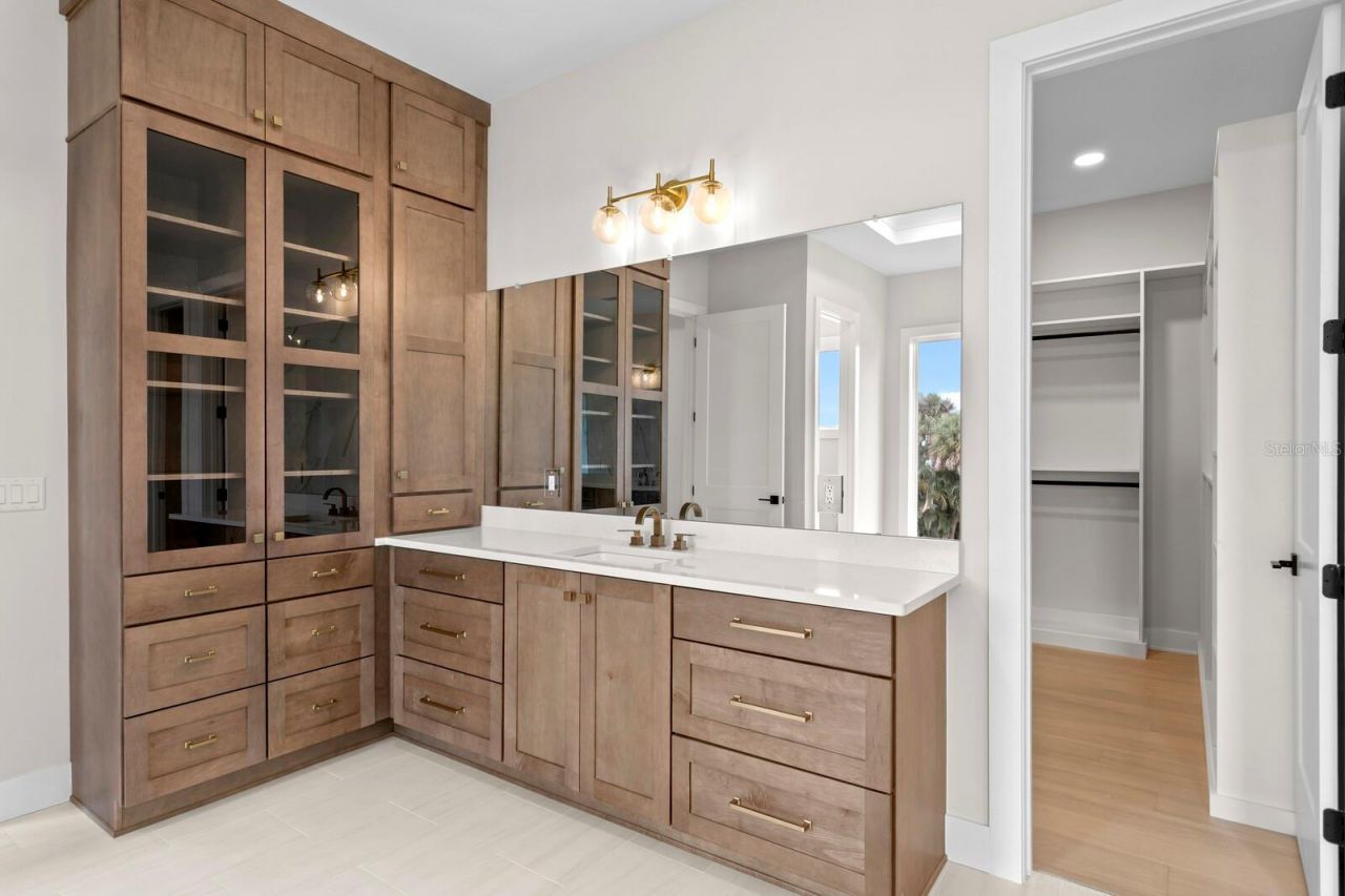 5021 W Leona Street, Tampa, FL 33629 Photo