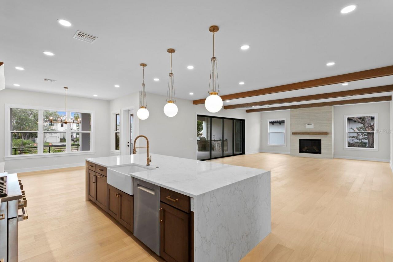5021 W Leona Street, Tampa, FL 33629 Photo