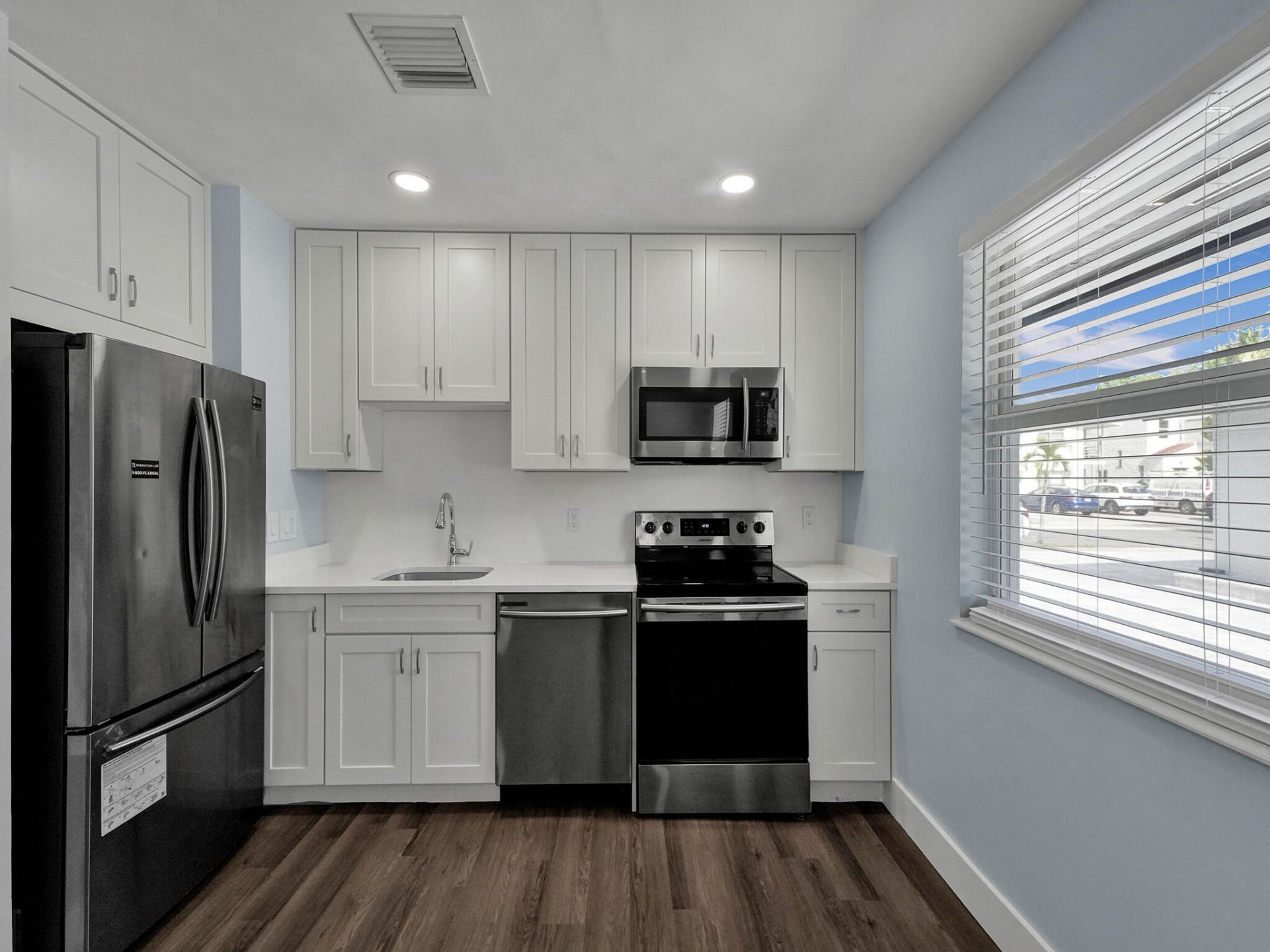332 Walton Boulevard, West Palm Beach, FL 33405 Photo