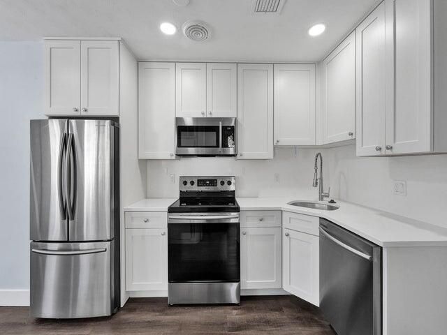 332 Walton Boulevard, West Palm Beach, FL 33405 Photo