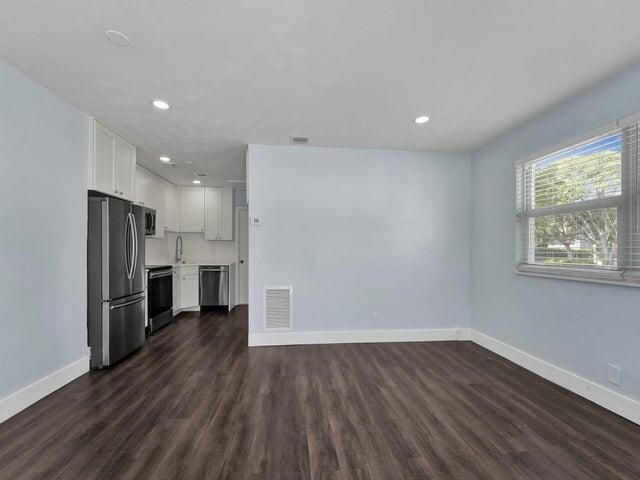 332 Walton Boulevard, West Palm Beach, FL 33405 Photo