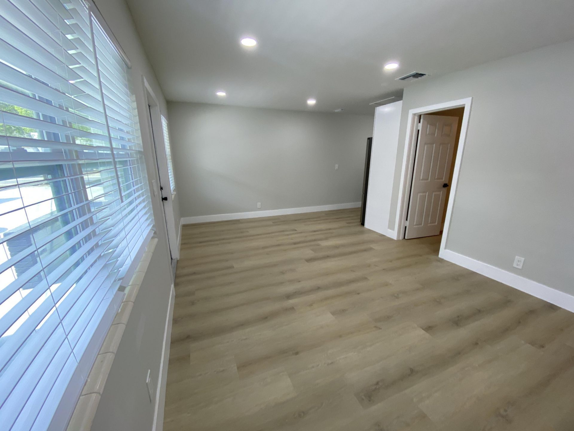 332 Walton Boulevard, West Palm Beach, FL 33405 Photo