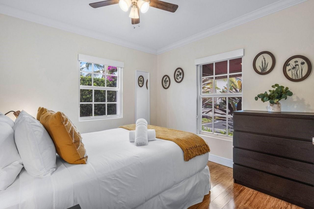 615 & 617 NE 9th Avenue, Fort Lauderdale, FL 33304 Photo