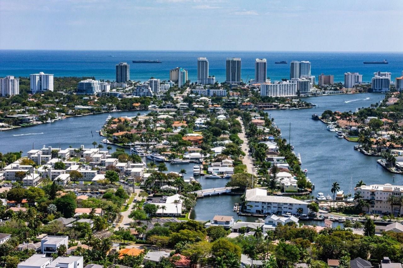 615 & 617 NE 9th Avenue, Fort Lauderdale, FL 33304 Photo