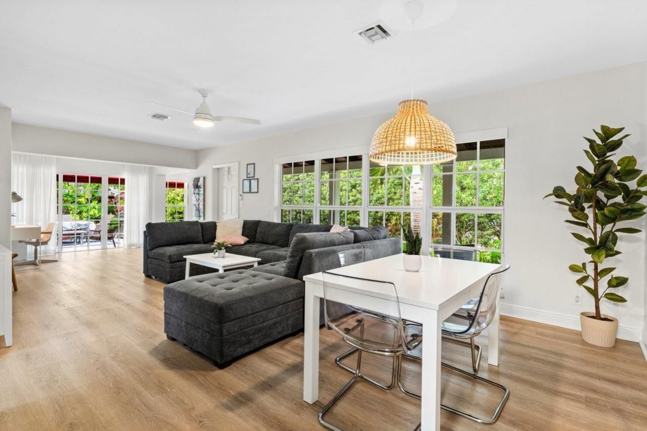 615 & 617 NE 9th Avenue, Fort Lauderdale, FL 33304 Photo