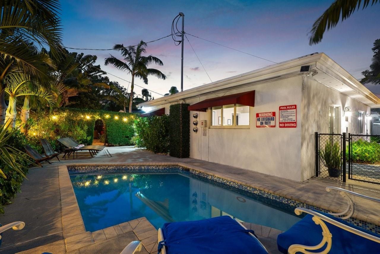 615 & 617 NE 9th Avenue, Fort Lauderdale, FL 33304 Photo