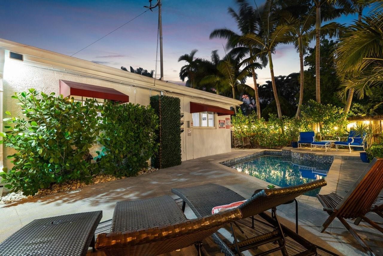 615 & 617 NE 9th Avenue, Fort Lauderdale, FL 33304 Photo