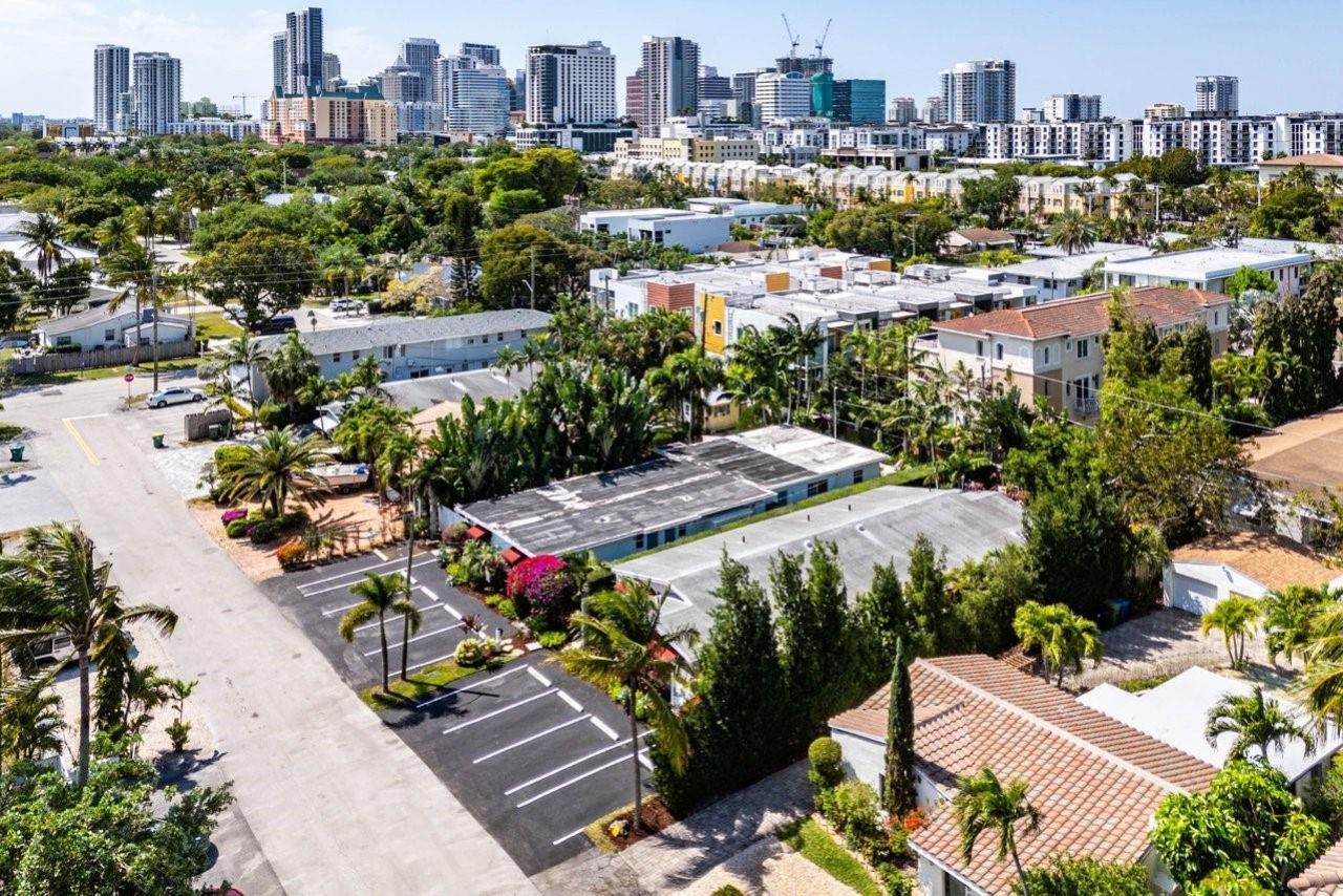 615 & 617 NE 9th Avenue, Fort Lauderdale, FL 33304 Photo