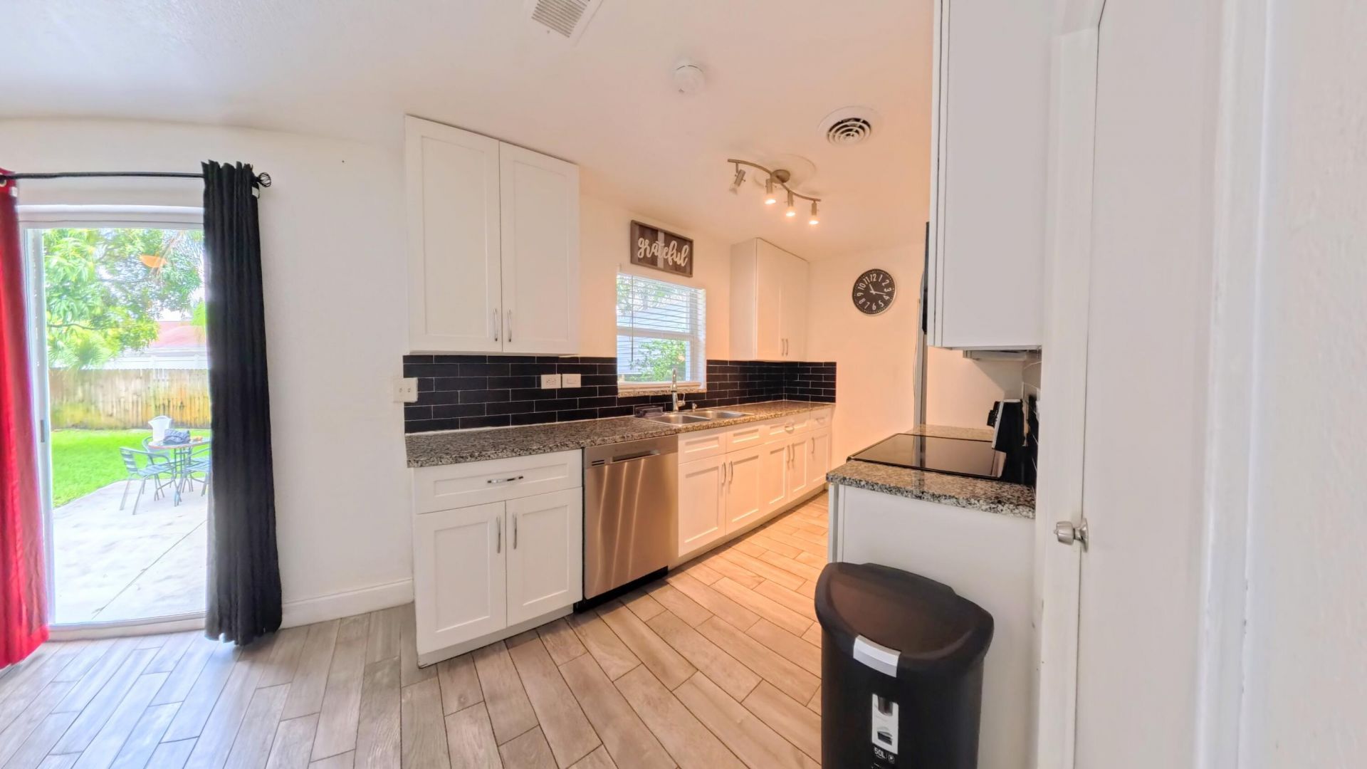 1719 15th Avenue N, Lake Worth Beach, FL 33460 Photo