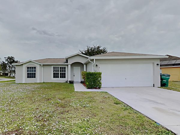 1711 SW Gloria Lane, Port St. Lucie, FL 34953