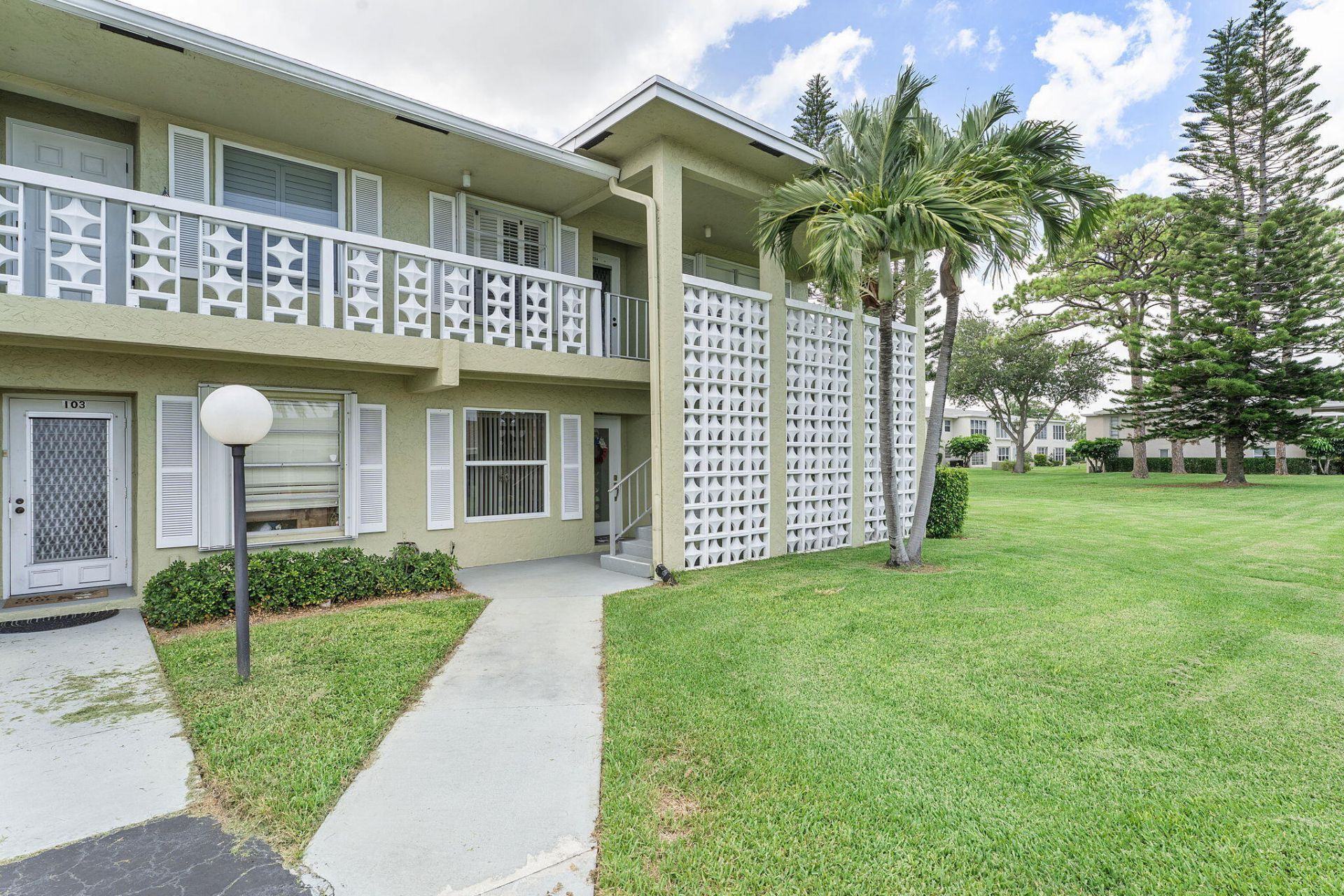1041 Orange Terrace, Unit 104, Delray Beach, FL 33445 Photo