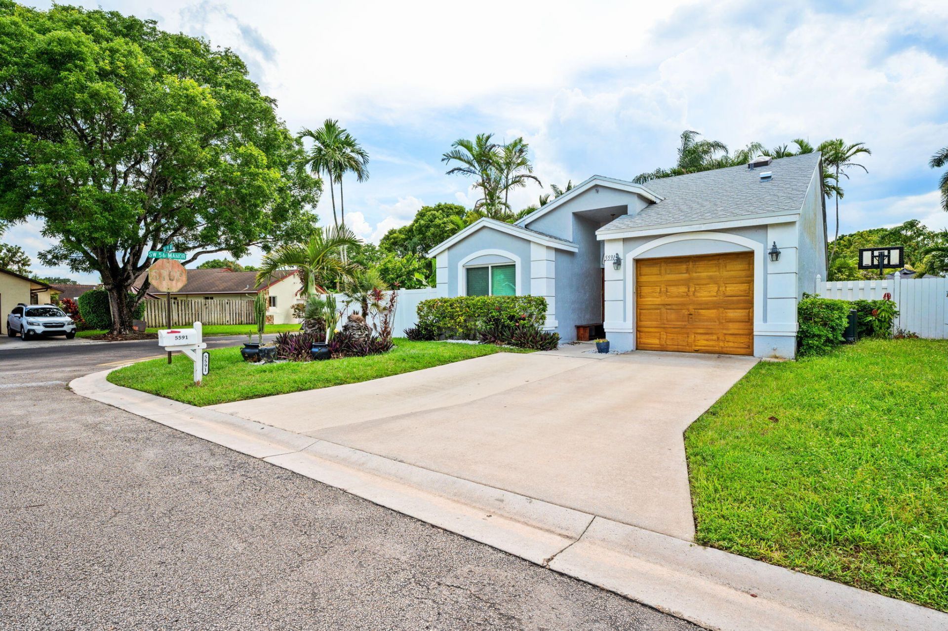 5591 SW 99th Avenue, Cooper City, FL 33328 Photo
