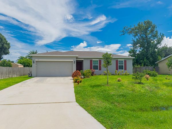 1711 SW Angelo Street, Port St. Lucie, FL 34953