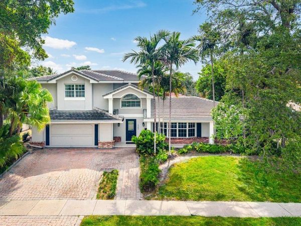 1940 Harbourview Drive, Fort Lauderdale, FL 33316