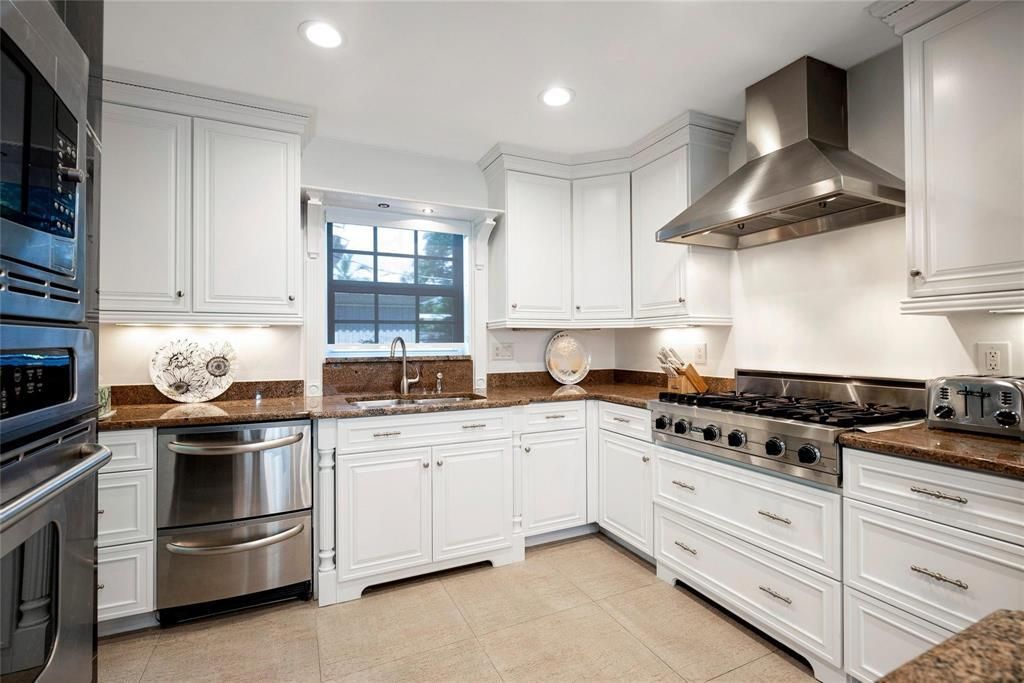 1940 Harbourview Drive, Fort Lauderdale, FL 33316 Photo