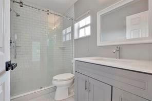 2410 NW 137th Terrace, Sunrise, FL 33323 Photo