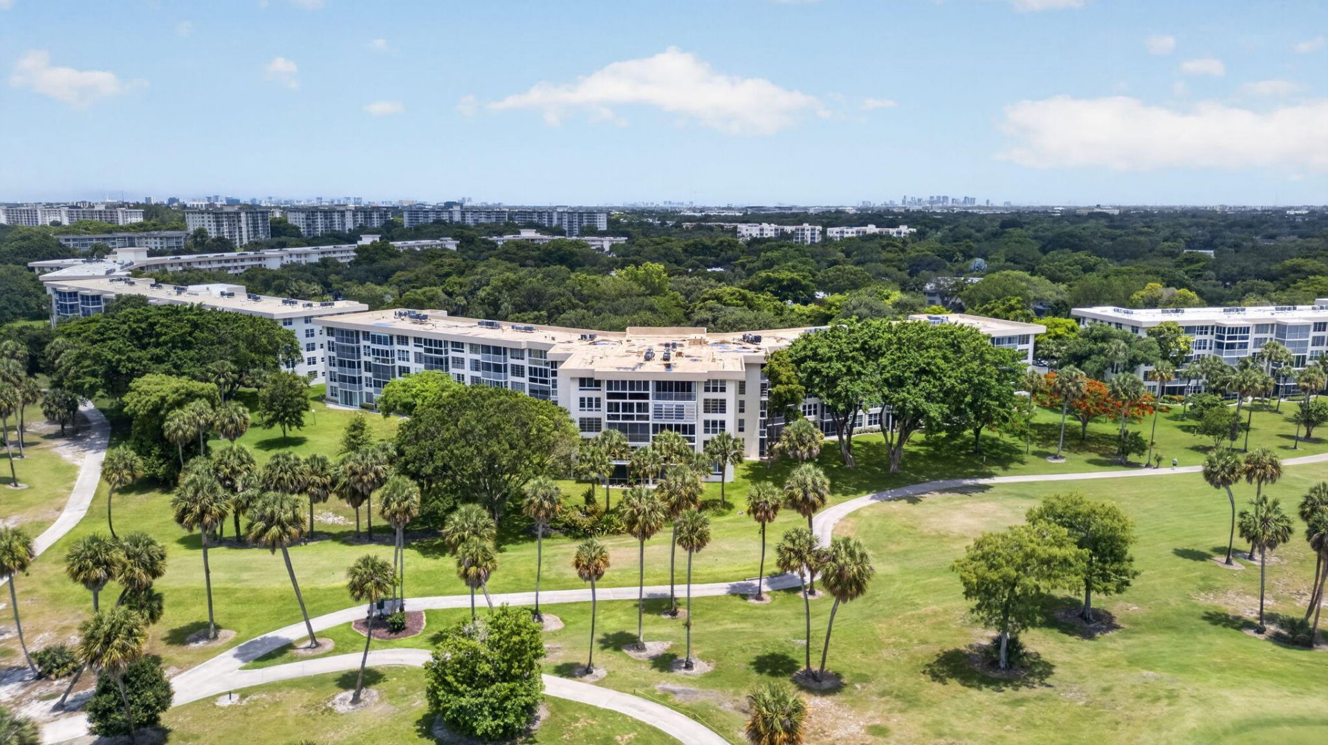 3960 Oaks Clubhouse, Unit 110, Pompano Beach, FL 33069 Photo