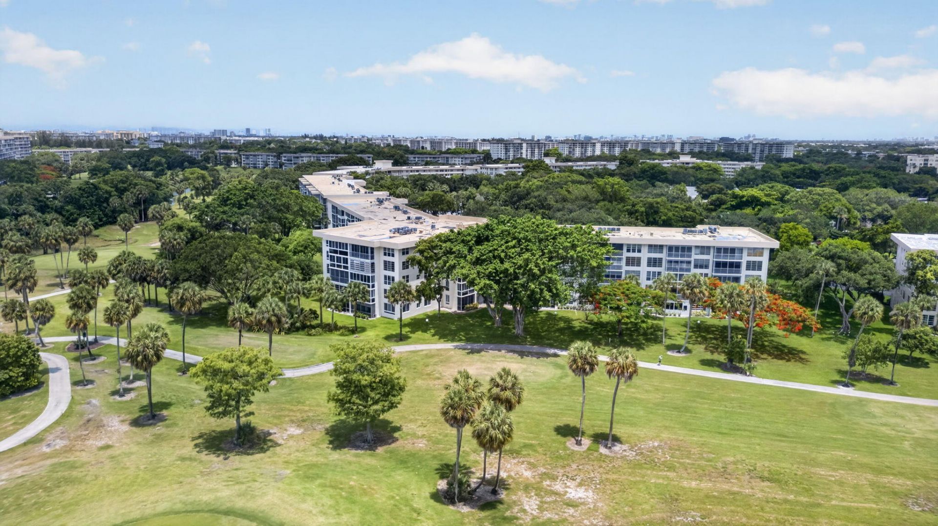 3960 Oaks Clubhouse, Unit 110, Pompano Beach, FL 33069 Photo