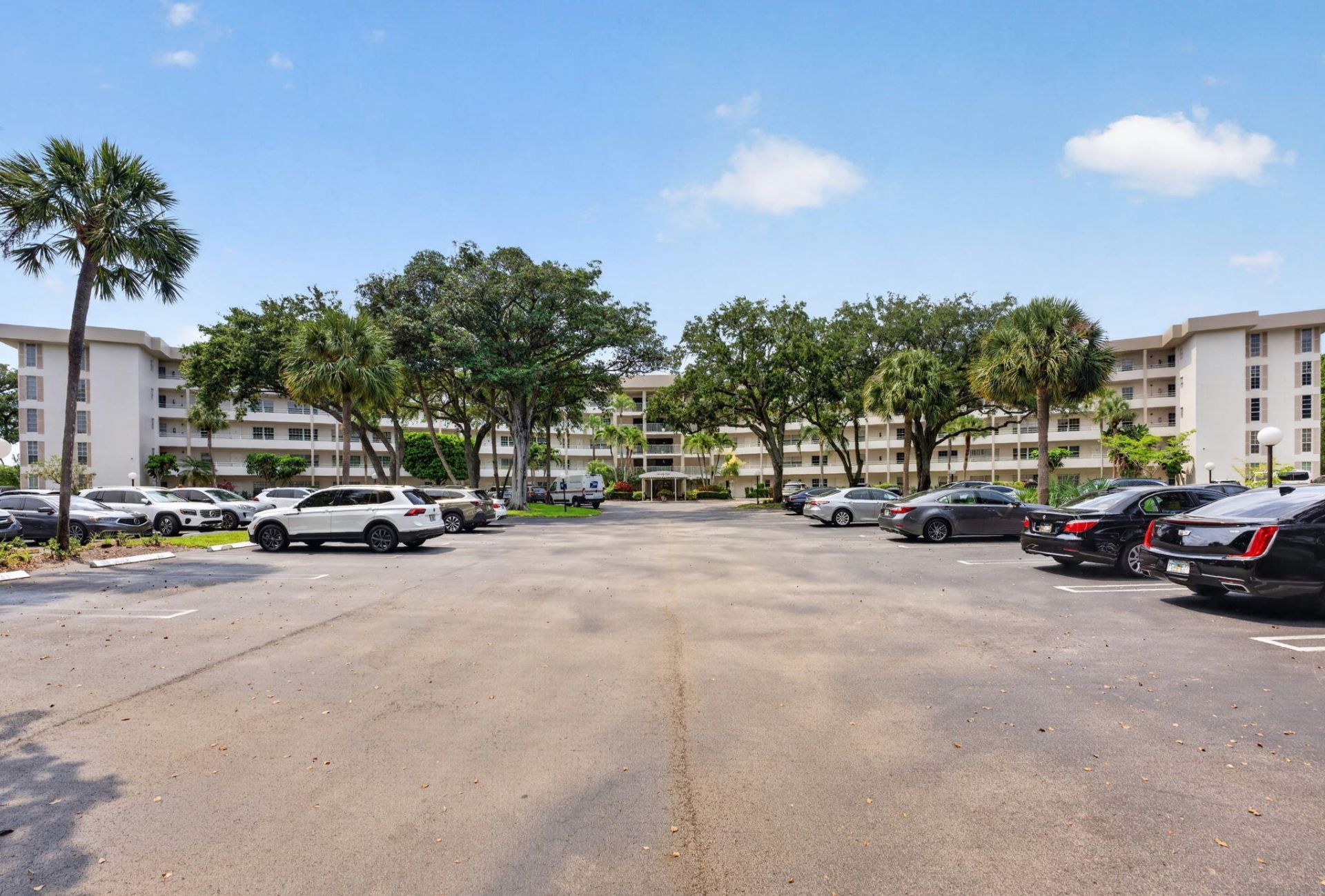 3960 Oaks Clubhouse, Unit 110, Pompano Beach, FL 33069 Photo