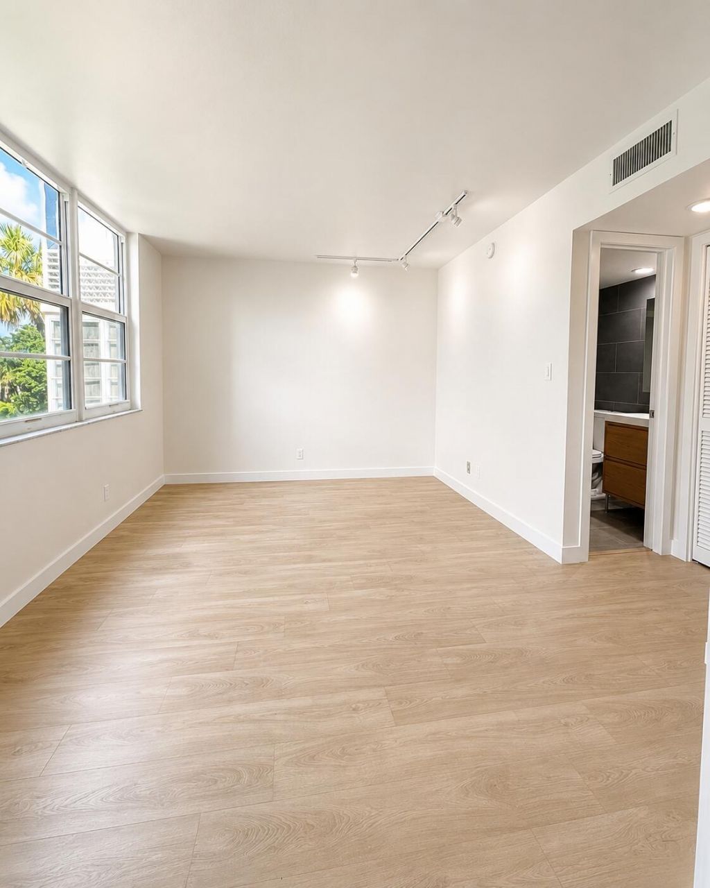 4030 W Palm Aire Drive, Unit 206, Pompano Beach, FL 33069 Photo