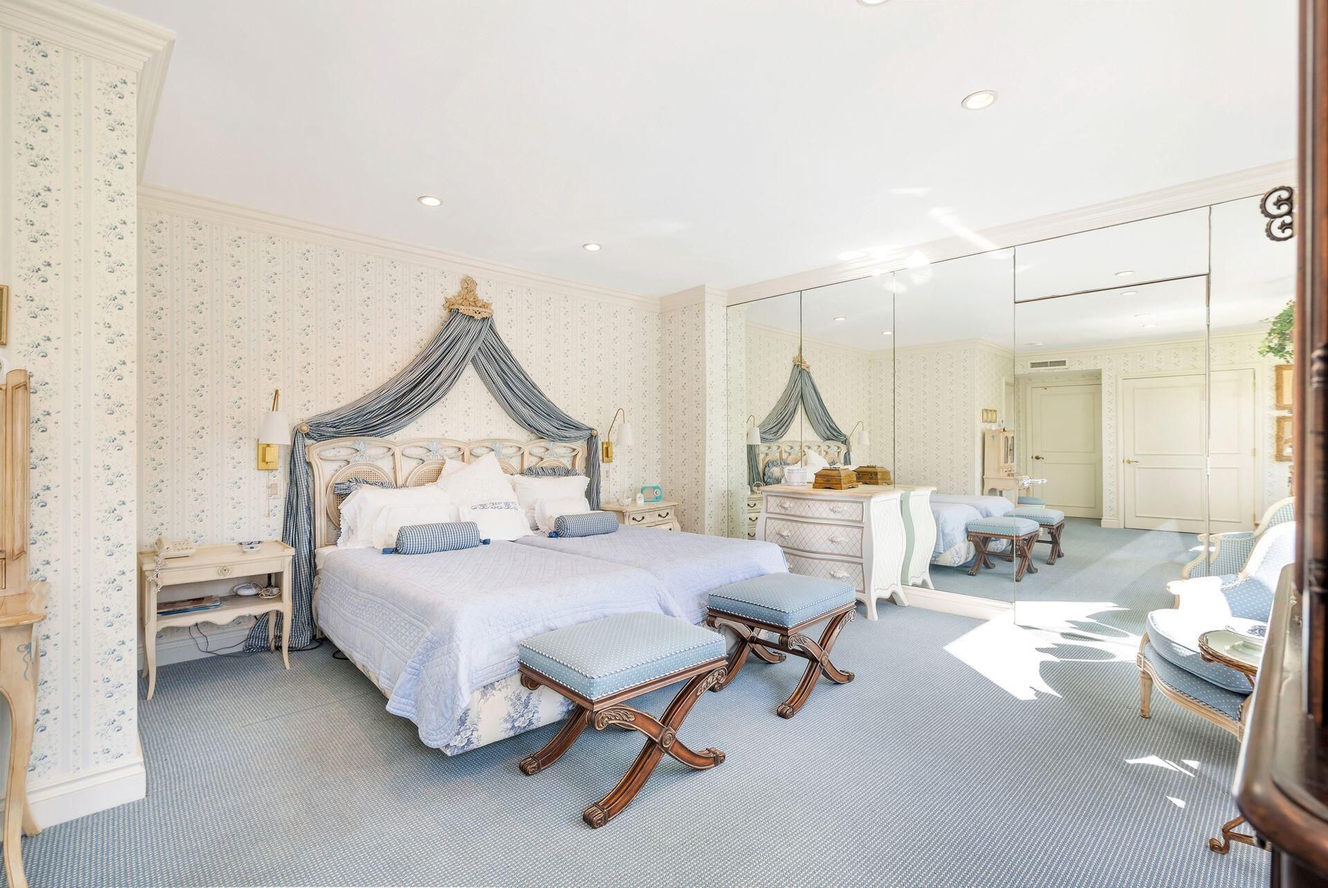 44 Cocoanut Row, Unit 227b, Palm Beach, FL 33480 Photo