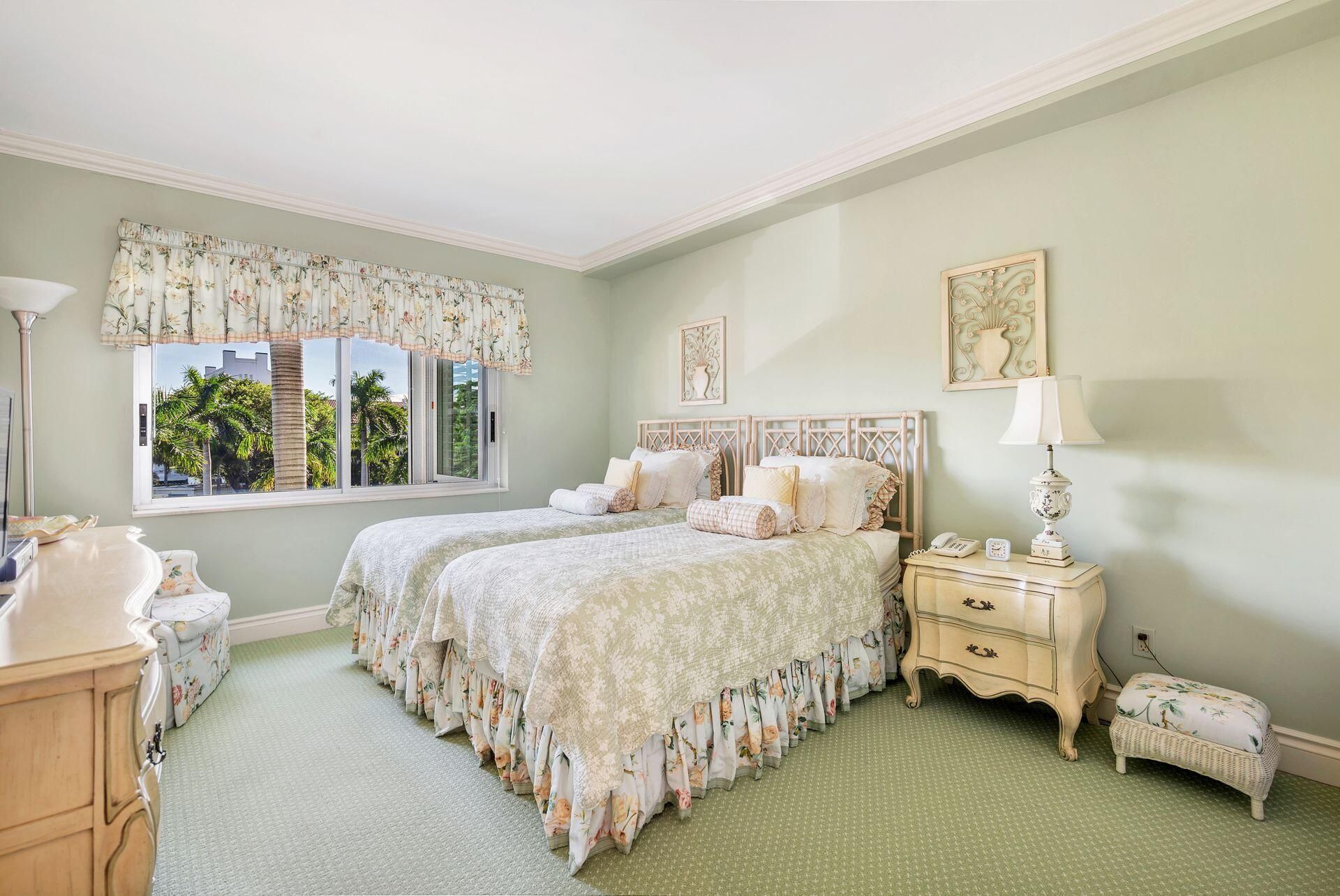 44 Cocoanut Row, Unit 227b, Palm Beach, FL 33480 Photo