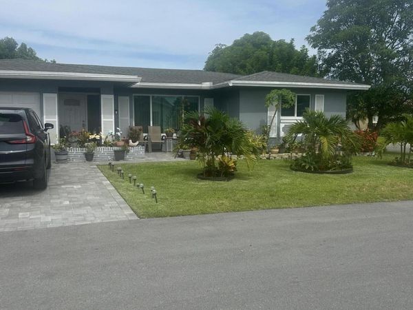 5706 NW 68th Terrace, Tamarac, FL 33321