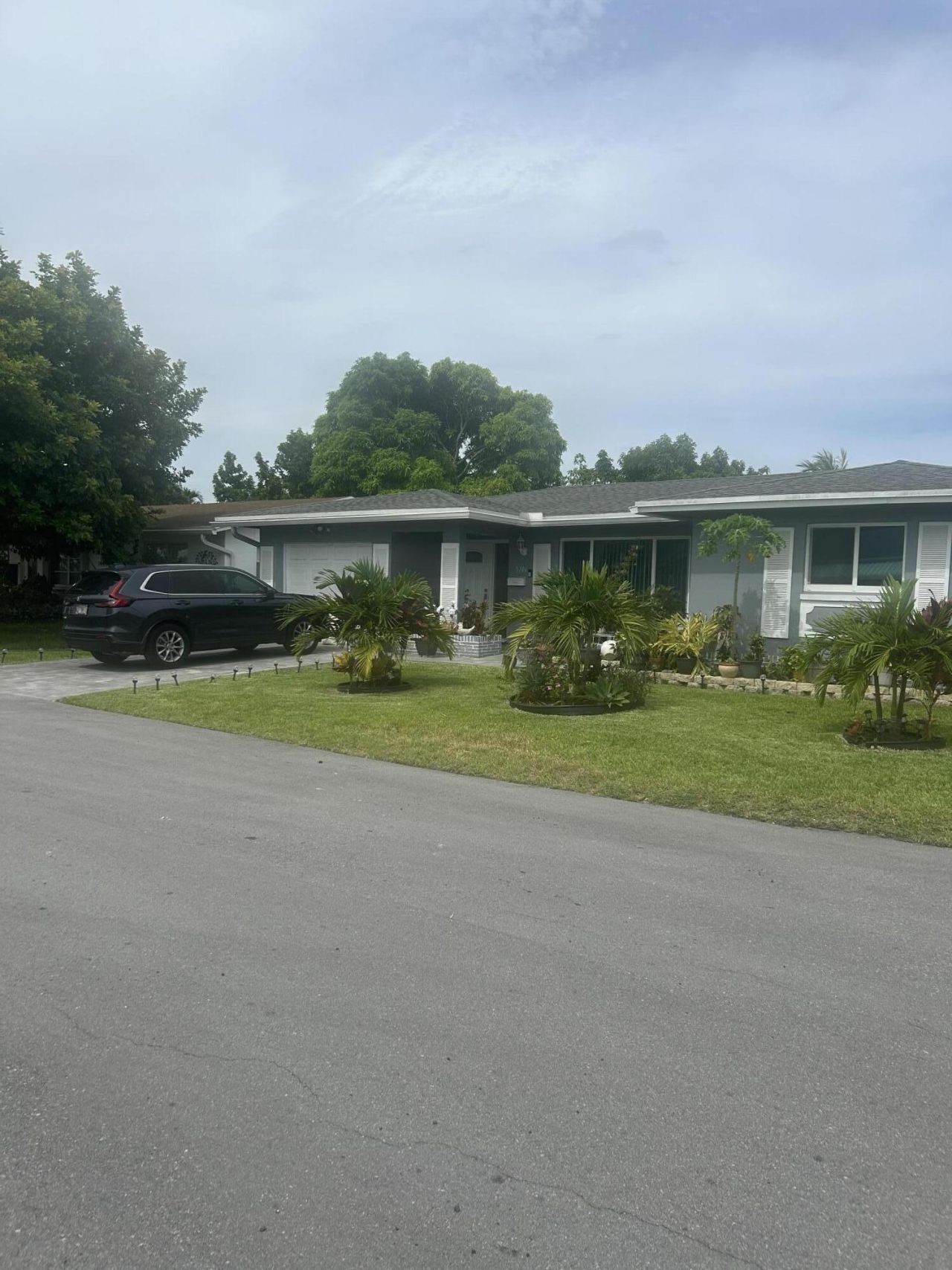 5706 NW 68th Terrace, Tamarac, FL 33321 Photo