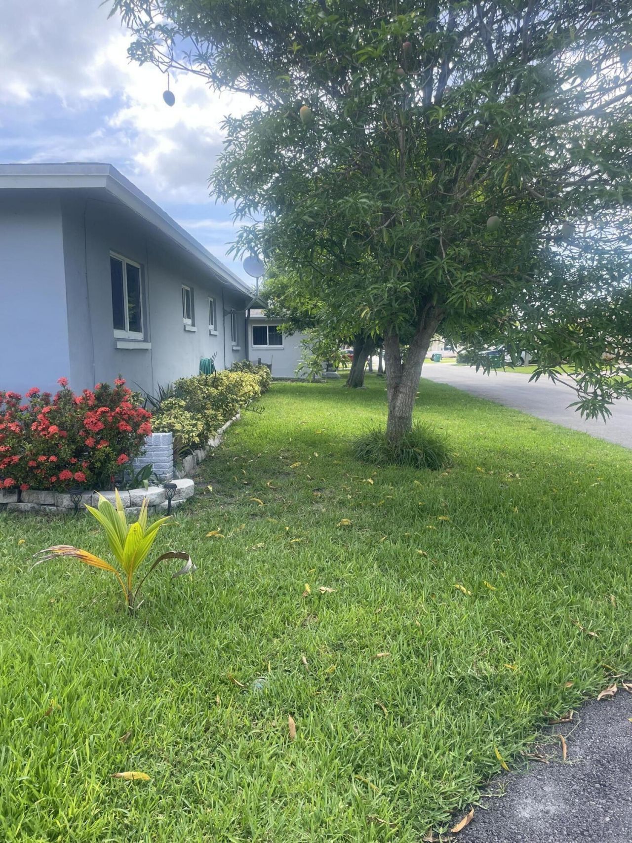 5706 NW 68th Terrace, Tamarac, FL 33321 Photo