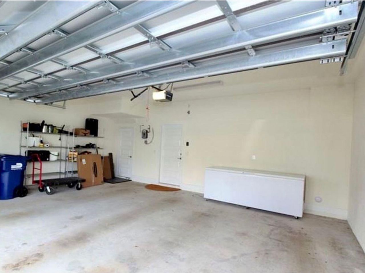 4713 NW 84th Court, Doral, FL 33166 Photo