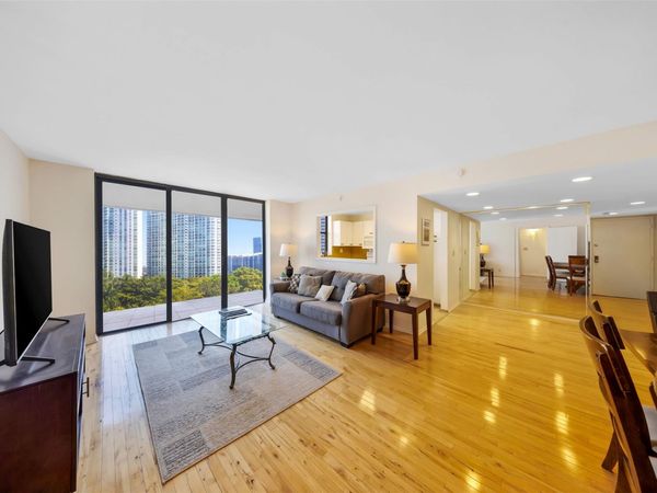18181 NE 31st Court, Unit 804, Aventura, FL 33160