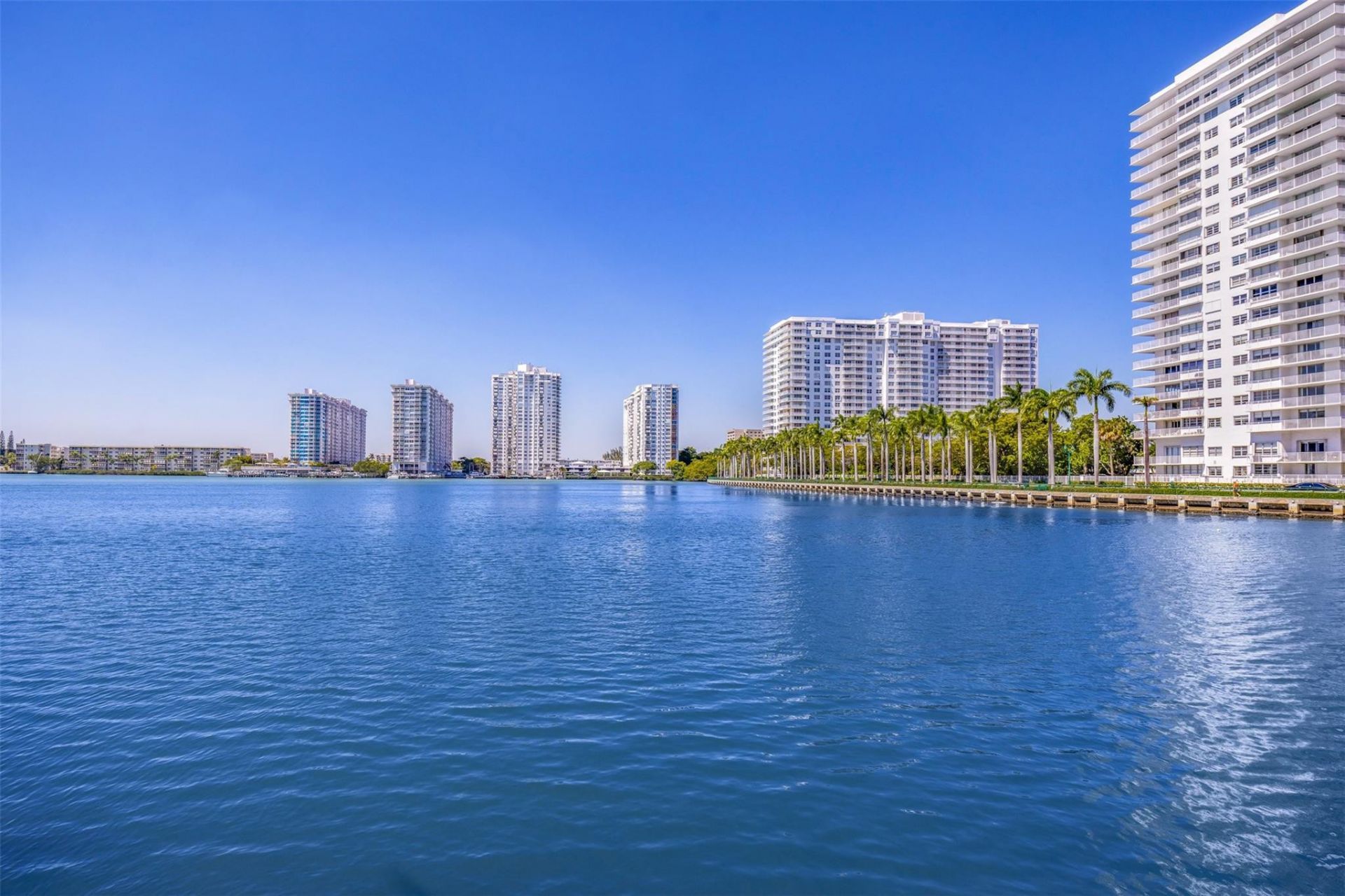 18181 NE 31st Court, Unit 804, Aventura, FL 33160 Photo