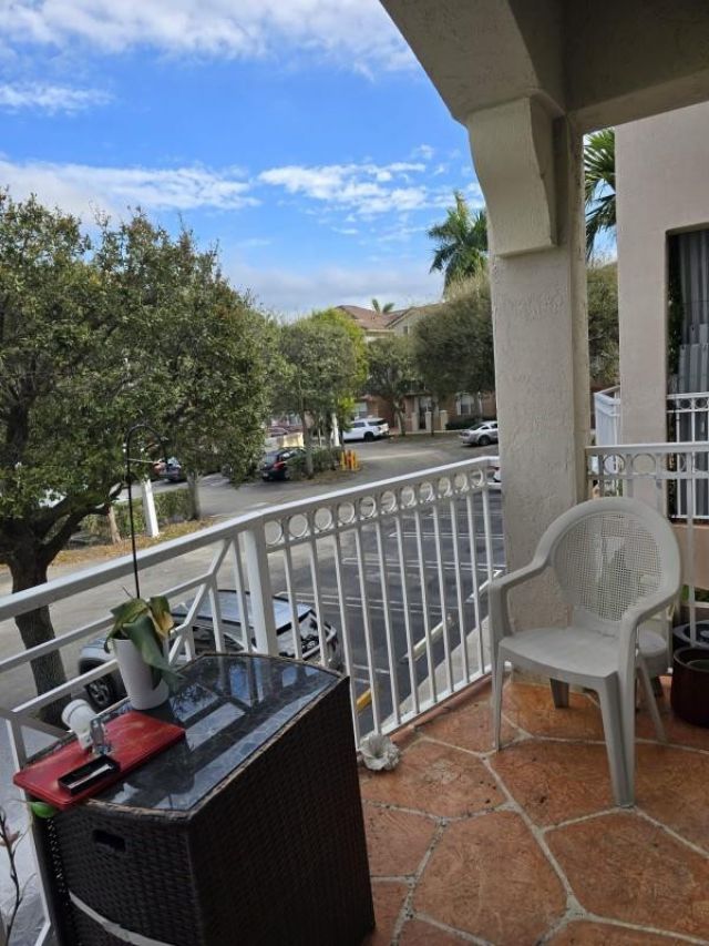 8930 W Flagler Street, Unit 221, Miami, FL 33174 Main Photo