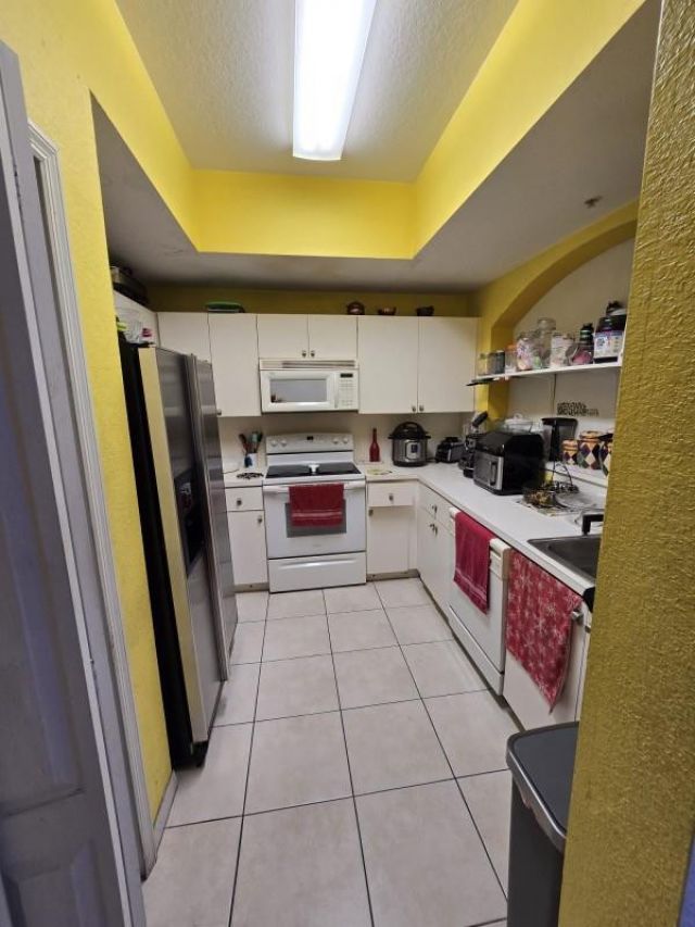8930 W Flagler Street, Unit 221, Miami, FL 33174 Photo