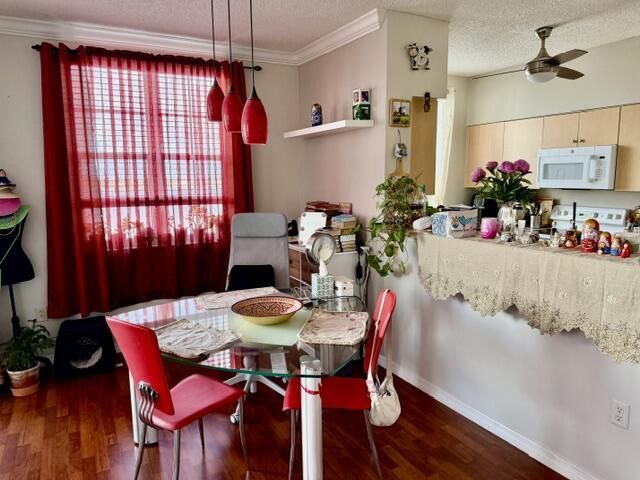 616 Clearwater Park Road, Unit 713, West Palm Beach, FL 33401 Photo