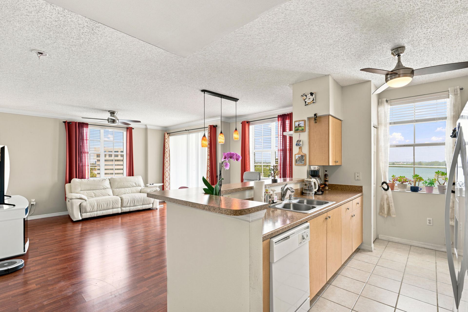 616 Clearwater Park Road, Unit 713, West Palm Beach, FL 33401 Photo